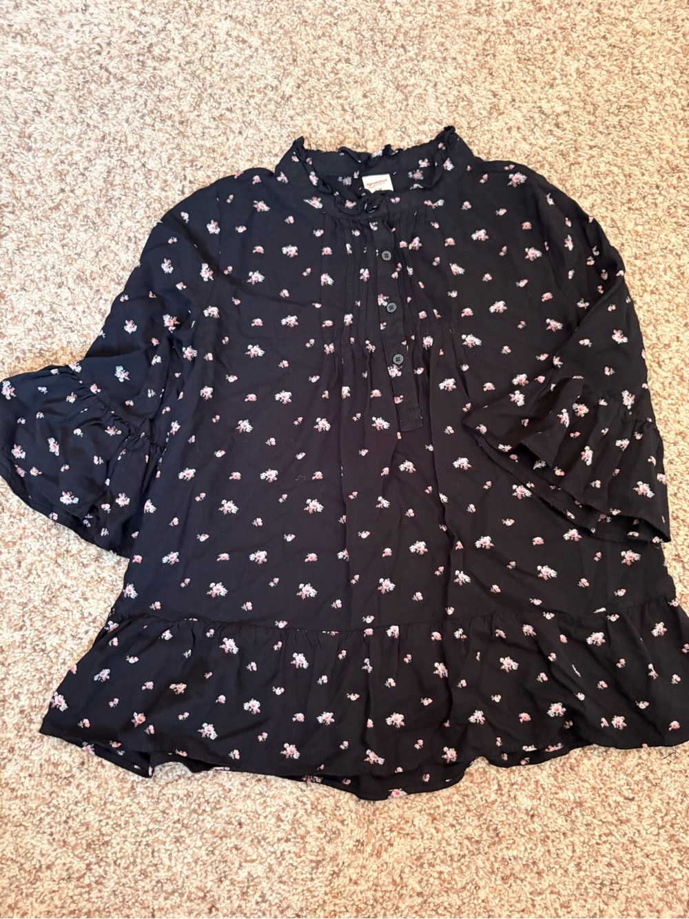 Mix & Match 3/$12 Arizona Jean Company Black Floral Ruffle Blouse